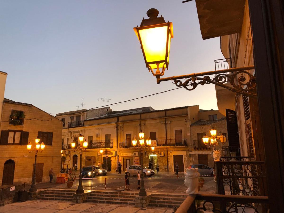 Cortile Umberto Apartment Racalmuto ภายนอก รูปภาพ
